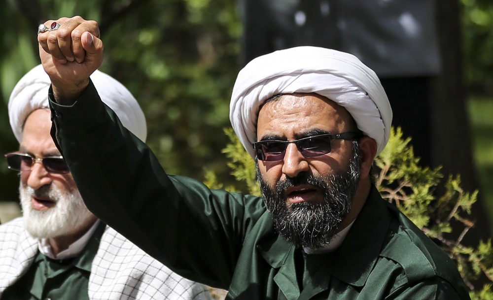 حجت الاسلام رحیمی صادق: بسیج، سپاه و روحانیت باید تقویت شوند