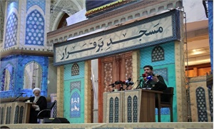 امامان جماعت پدران معنوی محله‌ها هستند