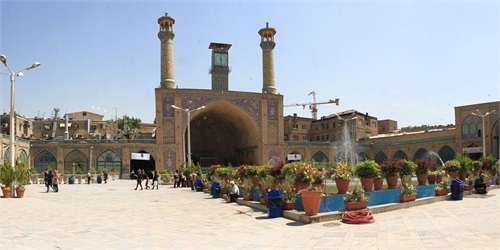 مسجد جامع بازار تهران؛ ویژگی ها و کارکردها